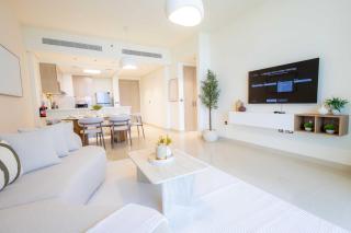 Boutique Designer 1BR with High-End Furnishing near the Sea - 2