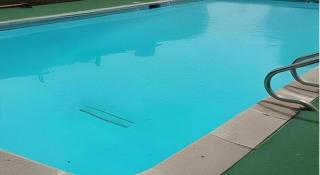 Super 8 By Wyndham Ontario - 2