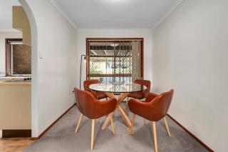 Petrie Corner - 6