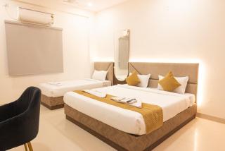 Hotel Radhe Pride Hitech City - 7