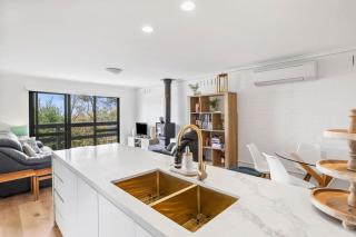 Bayview Number Four - 6