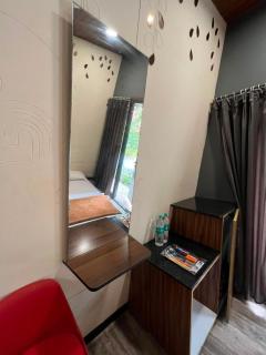 Radhakrishna Resort Indore - 8
