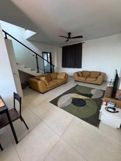 Colourful Apartment - 2