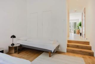Luxury Apt with Harbor Views - 4