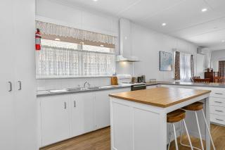 Aunty Wins - Apollo Bay - 5