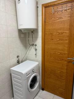Old Airport Apartment - 2