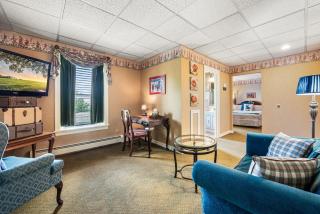 Waynebrook Inn - 9