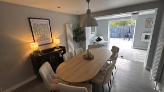 Spacious 5 Bed House Games Room Sleeps 10 - 6