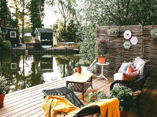 Beautiful Romantic Chalet in Geel - 9