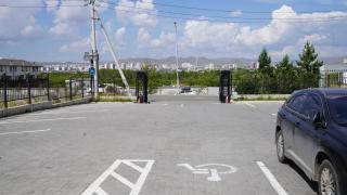 The Crown Premium Hotel - 2