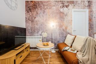 New Town Boutique apartment with Free Parking - 2