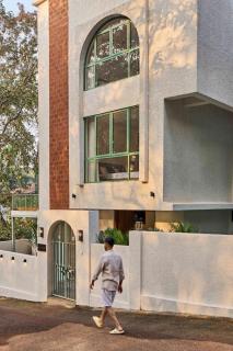 Luxury 4BHK Villa in Assagao with Private Pool and Glass Room - 7
