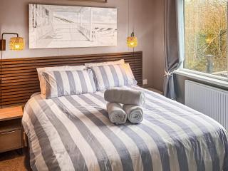 38 At The Sanctuary Lodges - Uk50850 - 2