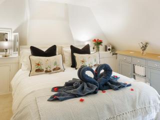 Vine Cottage - 3