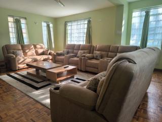 Luxurious 3 bedroom house - 5