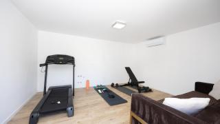 Apartment with pool Jeniffer by Villas Guide - 4