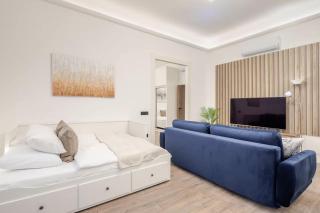 Modern Two Bedroom Retreat - 1