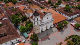 Colonial house in Santa Fe de Antioquia & jacuzzi - 3