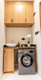 Modern 1BR Near Acacia Mall 24hours Power Free Parking - 9