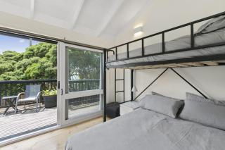 BYO Linen - A1 Location by the sea - 4