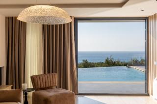 H&H Point Luxury Sea View Villa with Private Pool - 2