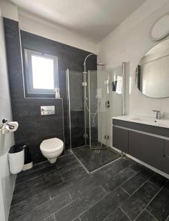Ground Floor Parfum Private Heated pool 3BR - 9