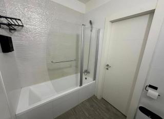 Ground Floor Parfum Private Heated pool 3BR - 8