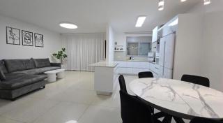 Ground Floor Parfum Private Heated pool 3BR - 1