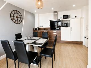 Charming 2BR Flat in Sheffield City Centre - 7