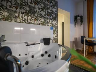 Punkt - Apartamenty z jacuzzi w centrum Katowic - 0