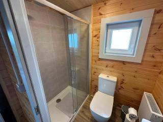 Fisherman log cabin - 2