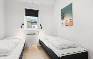 Gorgeous Home In Ebeltoft With Sauna - 3