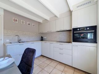 Holiday Home Vissershuis 214 with parking by Interhome - 1