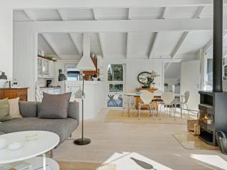 Holiday Home Ran - 600m from the sea by Interhome - 3