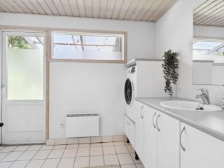 Holiday Home Anya - 600m from the sea by Interhome - Hals - 6