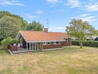 Holiday Home Maira - from the sea by Interhome - 0