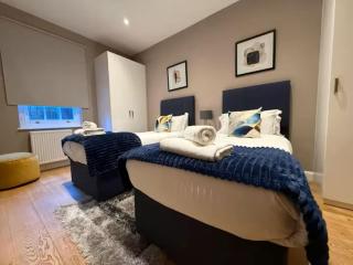 Spacious Shoreditch Family Apartment Near Old Street Station Sleeps 5 - London - 7