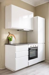 Exclusive Apartment Near City Center - 8