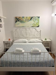 Moderno Apt x4, 5 min da Ponte Vecchio, AC, Wi-Fi - 4