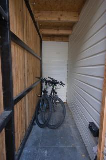 Luxe Heuvellodge Robin 76 - fietsenberging - airco - opgemaakte bedden - parkeerplaats - 5
