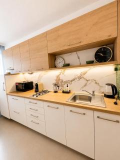 Metro Family Apartment 2 Bedrooms Seeps 6 - 2