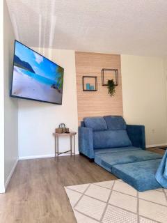 Boho Coastal Studio Near Siesta Key Pool - 9
