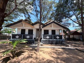 Seasong Bungalow Arugambay - 8