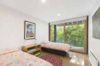 Clovelly - BYO Linen - 6