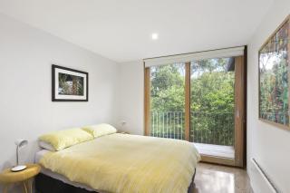 Clovelly - BYO Linen - 1