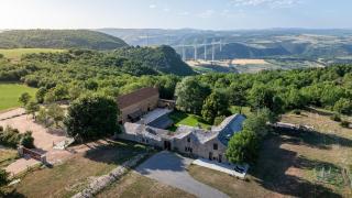 Face au Viaduc de Millau - Suite et piscine - 7
