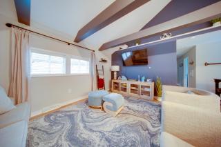 'Wishin & Fishin' Walkable Erie Home By the Beach! - 4
