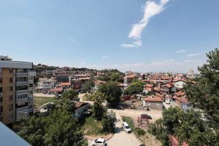 2BR with Terrace by the Small Basilica & Old Town by Flat Manаger - 6
