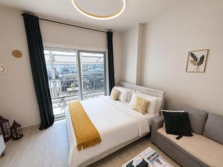 Yas Island Studio Near Airport & Attractions B12 - 0