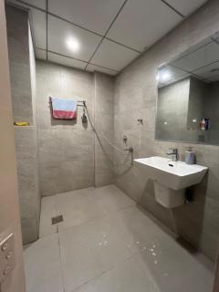 Nestora Stays Near Expo mart Omaxe ITC Greater Noida - 8